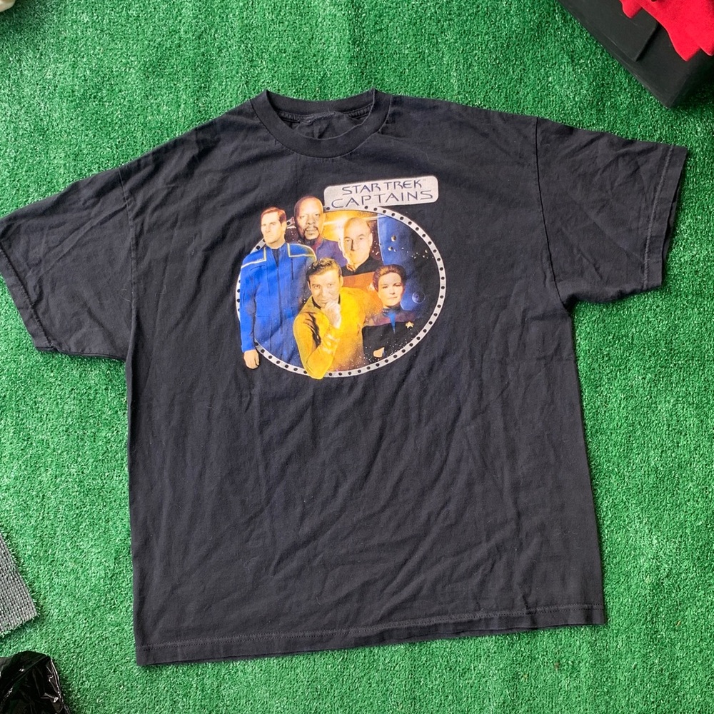 Black Star Trek Captains Graphic Tee - Men